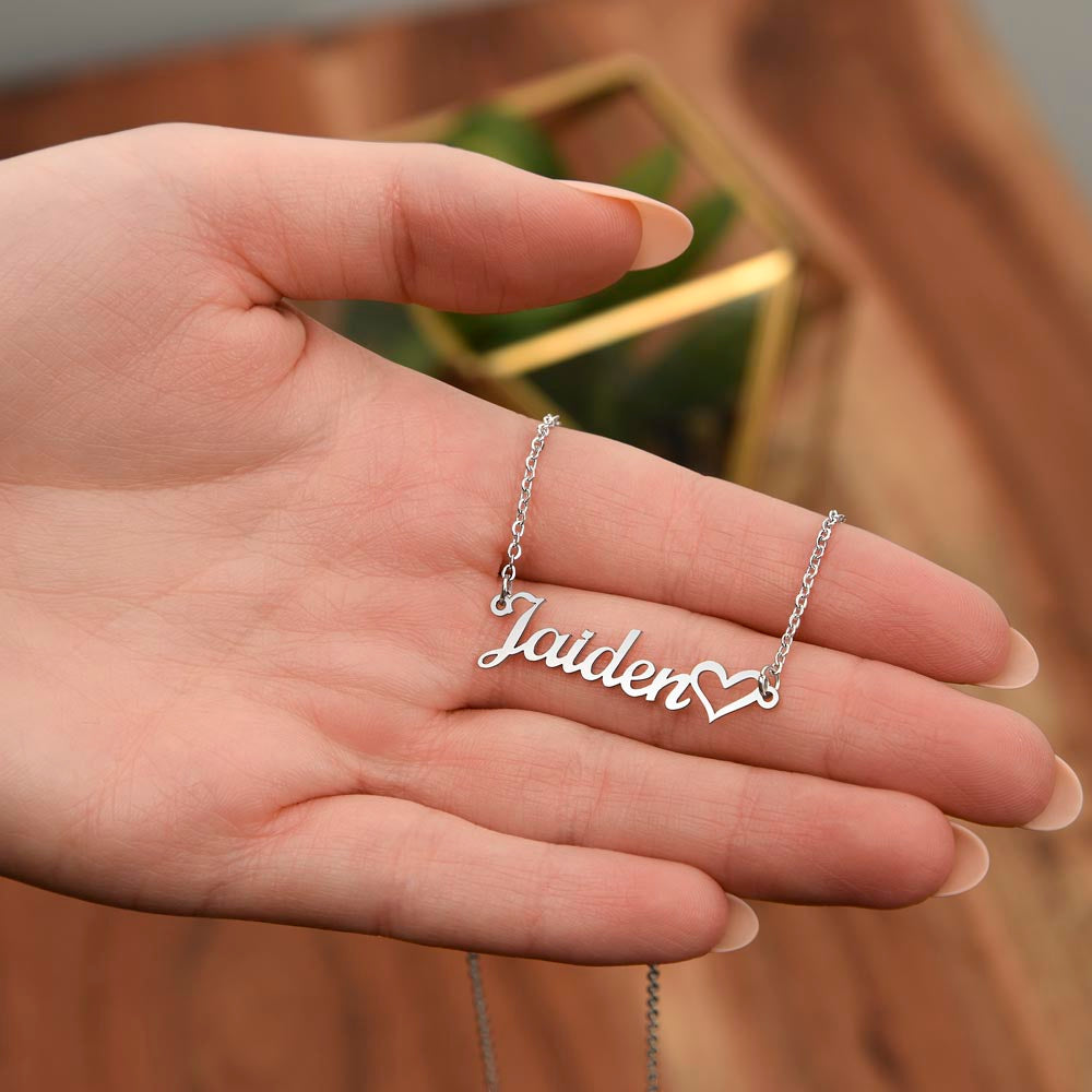 Grandma, Your Wisdom is a Guiding Light Heart Personalized Name Necklace – Known & Loved To My Grandma